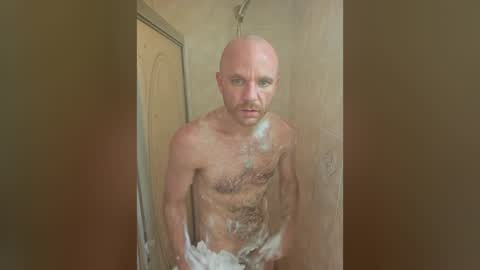 FrankieFuckMeXX online show from June 20, 6:33 pm