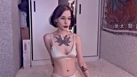 mistress Bastet and  mintcola online show from November 11, 5:57 pm