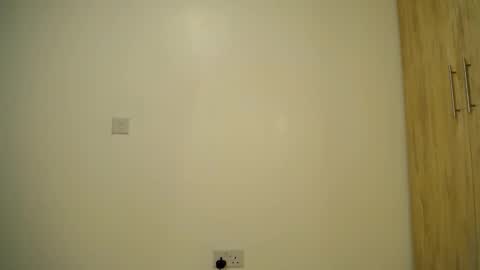 Snapshot of freaky_ass chatting on June 11, 2:59 pm Berry online show from June 11, 2:59 pm