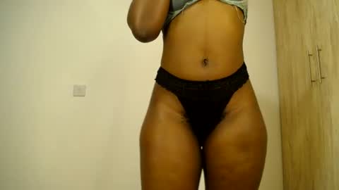Snapshot of freaky_ass chatting on July 6, 11:07 am Berry online show from July 6, 11:07 am