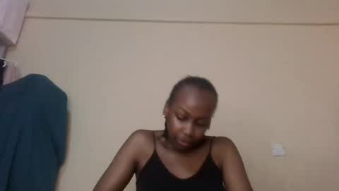 Snapshot of freaky_beauty chatting on July 14, 11:49 am freaky_beauty online show from July 14, 11:49 am
