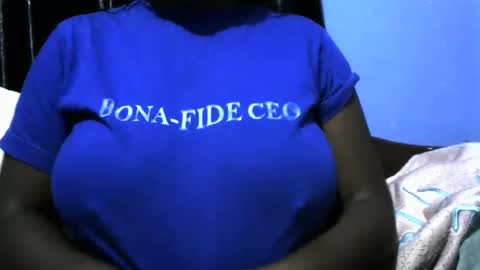 Snapshot of freaky_hearts chatting on March 4, 6:19 am ellina online show from March 4, 6:19 am