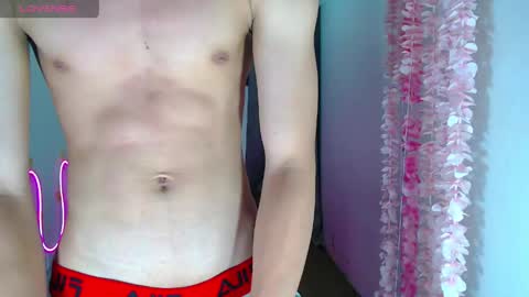 Mark online show from May 13, 2:47 pm