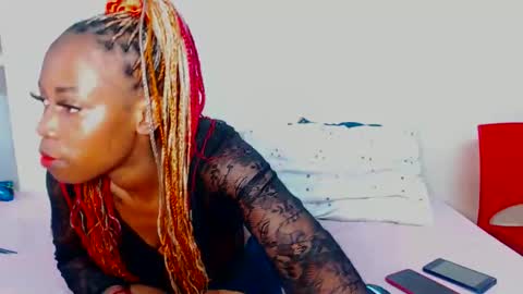 FreakyScarlet00 online show from September 19, 11:00 am