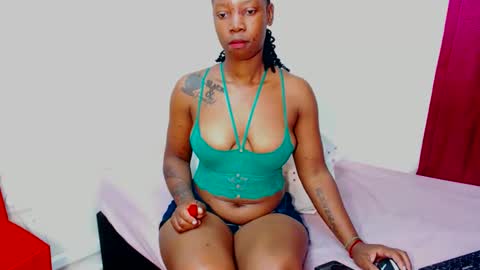 FreakyScarlet00 online show from October 19, 10:32 pm