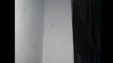 freakyslut30 online show from January 26, 10:24 pm