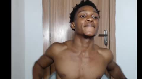 freakyslut30 online show from February 13, 8:13 pm