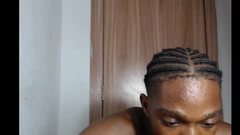 freakyslut30 online show from March 6, 3:24 am