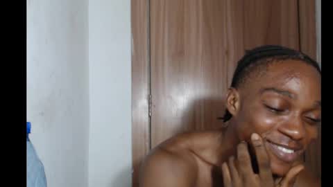 freakyslut30 online show from March 7, 1:31 am