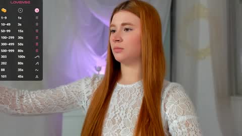 Snapshot of freckle_diyana chatting on January 30, 7:18 am Diyana online show from January 30, 7:18 am