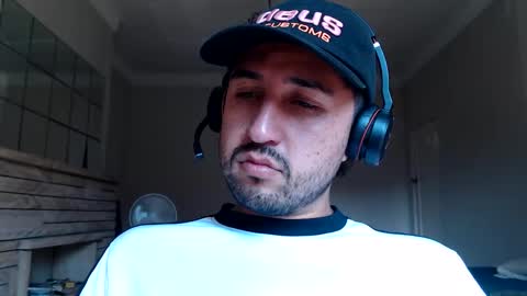 fred_555 online show from March 1, 5:42 am