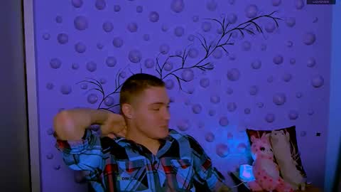 Snapshot of fred_strong chatting on March 6, 9:50 am Freddy online show from March 6, 9:50 am