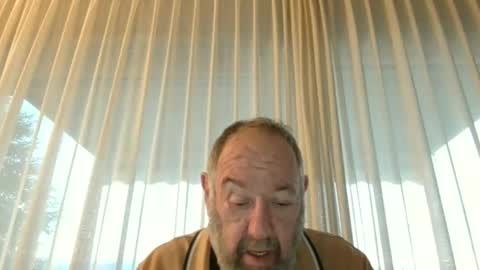 Snapshot of fredaldavid chatting on December 6, 3:44 pm David Fredal online show from December 6, 3:44 pm