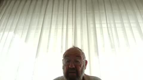 Snapshot of fredaldavid chatting on December 12, 10:02 am David Fredal online show from December 12, 10:02 am