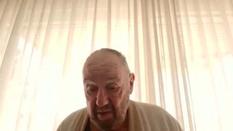 Snapshot of fredaldavid chatting on February 28, 9:25 am David Fredal online show from February 28, 9:25 am