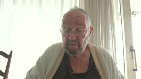 Snapshot of fredaldavid chatting on September 21, 9:22 am David Fredal online show from September 21, 9:22 am