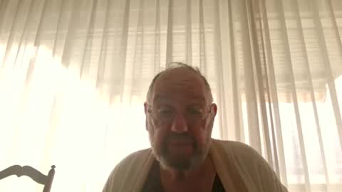 Snapshot of fredaldavid chatting on September 28, 8:20 am David Fredal online show from September 28, 8:20 am