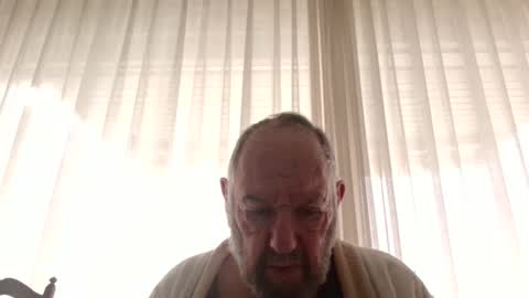 Snapshot of fredaldavid chatting on October 4, 8:56 am David Fredal online show from October 4, 8:56 am