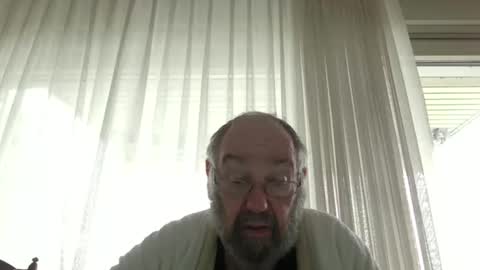 Snapshot of fredaldavid chatting on November 16, 9:37 am David Fredal online show from November 16, 9:37 am