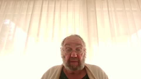 Snapshot of fredaldavid chatting on November 28, 9:56 am David Fredal online show from November 28, 9:56 am