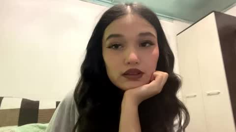 Snapshot of fredamedora chatting on May 28, 4:15 pm Mia online show from May 28, 4:15 pm