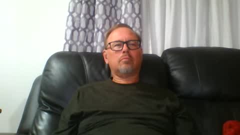 Just  Fred online show from June 7, 4:05 am