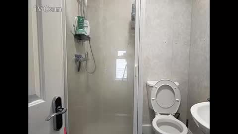 Snapshot of freddy_ardiente chatting on September 24, 11:46 am freddy_ardiente online show from September 24, 11:46 am