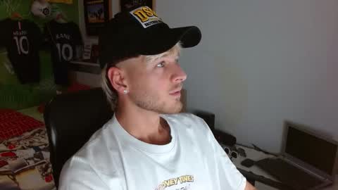 Frederick Perin online show from December 3, 9:24 pm