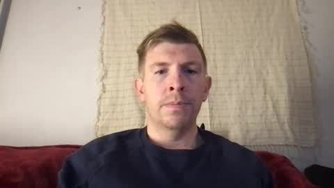 Freddy Foot Balls online show from April 11, 5:06 pm