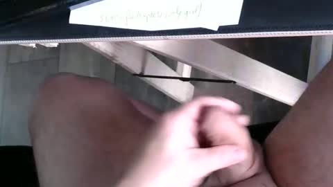 Snapshot of fredi382 chatting on November 24, 10:48 am Manix online show from November 24, 10:48 am