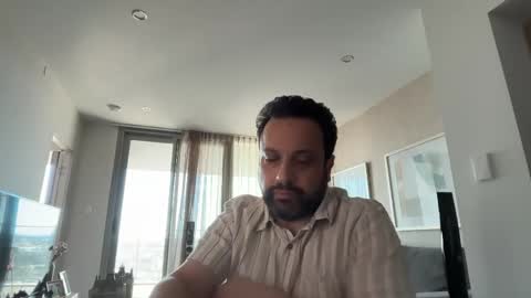 Snapshot of fredmarsone chatting on June 4, 5:35 am fredmarson online show from June 4, 5:35 am