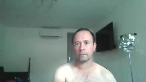 fredodu41 online show from September 25, 4:32 pm