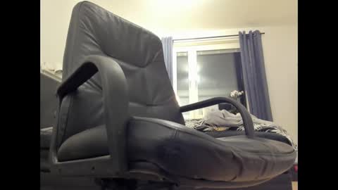 Snapshot of fredrik386959 chatting on January 13, 9:20 pm Fredrik online show from January 13, 9:20 pm