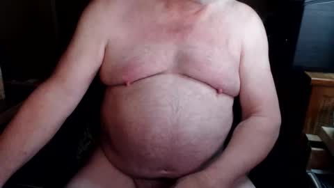 Snapshot of free_amos chatting on November 1, 6:37 am free_amos online show from November 1, 6:37 am