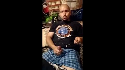 Snapshot of freebird12323 chatting on November 9, 8:01 am freebird12323 online show from November 9, 8:01 am