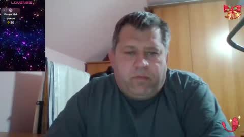 freeboy80180 online show from February 24, 5:42 pm