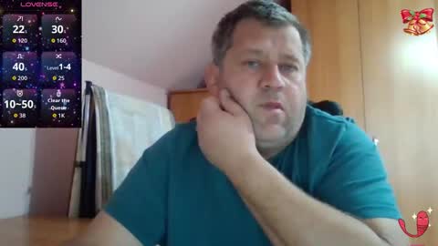 freeboy80180 online show from November 30, 8:29 am