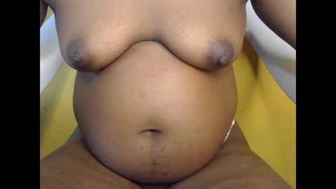 babyyo online show from February 15, 11:30 am