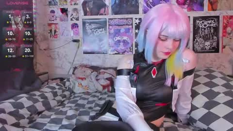Snapshot of freezy_gerda chatting on May 2, 6:35 pm Gerdy online show from May 2, 6:35 pm
