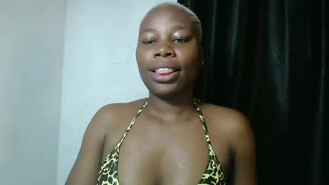 frekkymorelle online show from February 10, 4:08 am