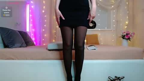 frelianight online show from May 29, 6:06 pm