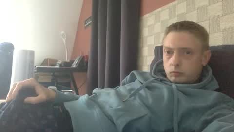 Snapshot of french59121 chatting on October 17, 3:36 pm Antoine online show from October 17, 3:36 pm