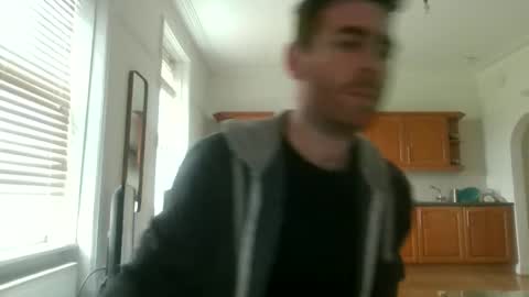 Snapshot of frenchbdmaninlondon chatting on December 4, 12:25 pm Horny Paul online show from December 4, 12:25 pm