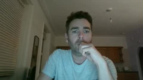 Snapshot of frenchbdmaninlondon chatting on December 17, 5:36 pm Horny Paul online show from December 17, 5:36 pm