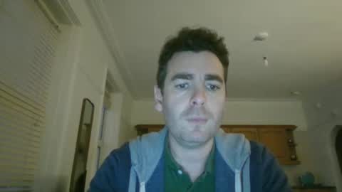 Snapshot of frenchbdmaninlondon chatting on December 19, 4:24 pm Horny Paul online show from December 19, 4:24 pm