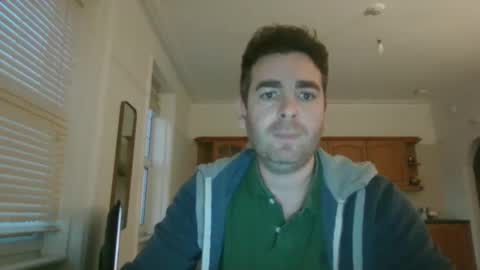 Snapshot of frenchbdmaninlondon chatting on December 22, 4:17 pm Horny Paul online show from December 22, 4:17 pm