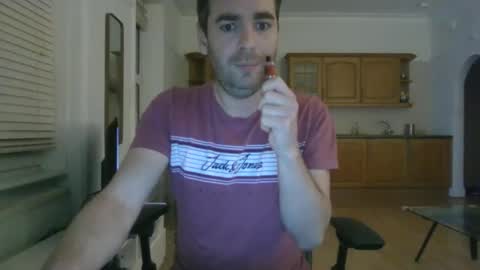 Snapshot of frenchbdmaninlondon chatting on December 23, 8:14 pm Horny Paul online show from December 23, 8:14 pm