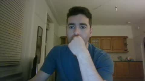 Snapshot of frenchbdmaninlondon chatting on December 25, 7:34 pm Horny Paul online show from December 25, 7:34 pm