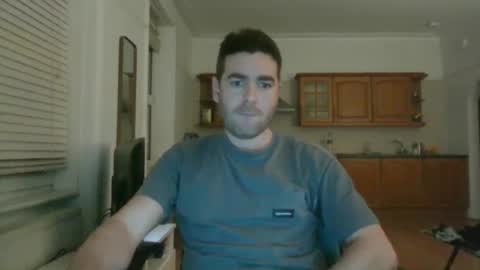 Snapshot of frenchbdmaninlondon chatting on December 29, 5:22 pm Horny Paul online show from December 29, 5:22 pm