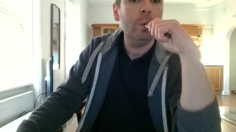 Snapshot of frenchbdmaninlondon chatting on January 9, 3:23 pm Horny Paul online show from January 9, 3:23 pm